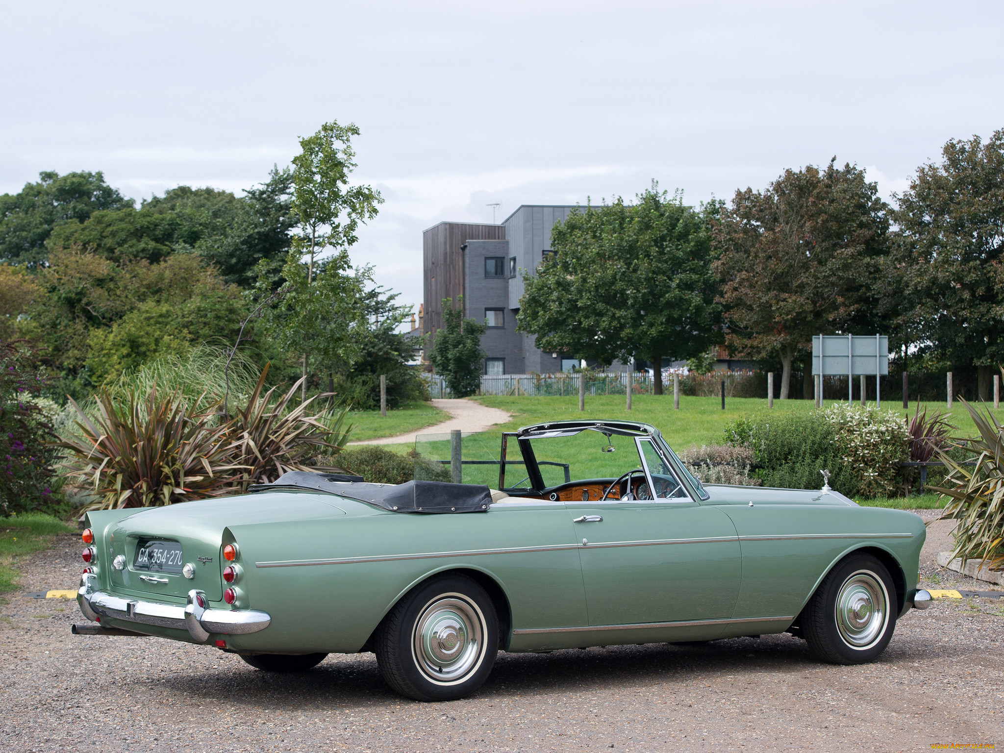 Машины 1966. Роллс Ройс 1966. Mulliner Park Ward. Rolls Royce Silver cloud 3. Силвер клоуд купе.